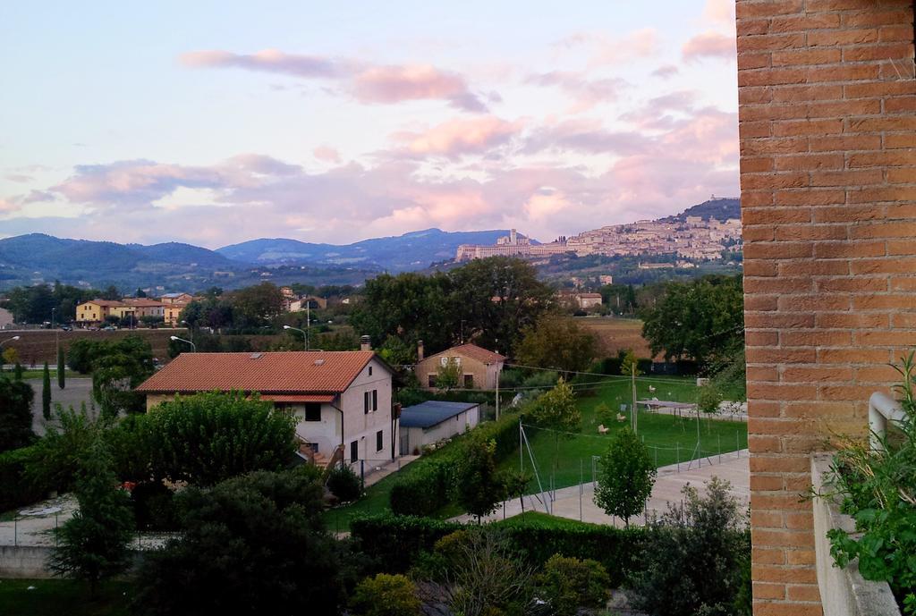 Assisi Casa Degli Angeli Lägenhet Rum bild